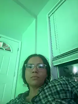 vixxnovalee on StripChat